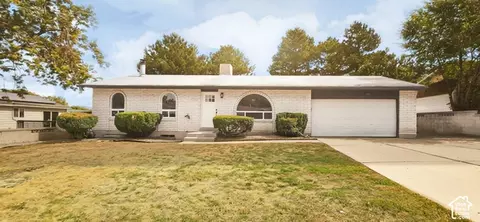 5363 S Ridgecrest Dr W, Taylorsville, UT 84129