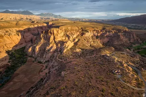 2140 Steel Bender Trl, Moab, UT 84532 photo 8