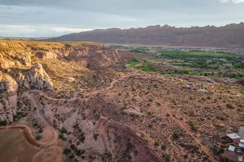 2140 Steel Bender Trl, Moab, UT 84532 photo 17