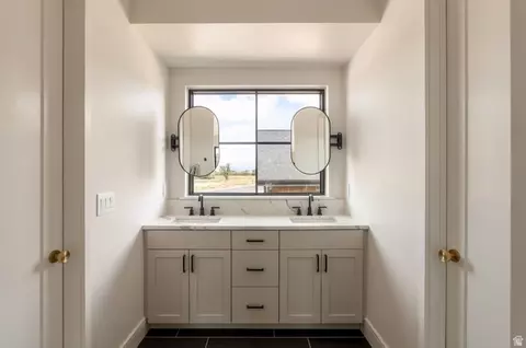 Bath - 1341 Willow Lakes Dr #56, Logan, UT 84321 photo 14 of 21