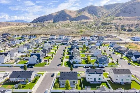 View/Area - 1854 S 360 W, Payson, UT 84651 photo 5 of 7