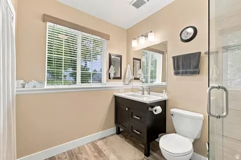 Bath - 1886 S Dahl Ln, Syracuse, UT 84075 photo 1 of 4