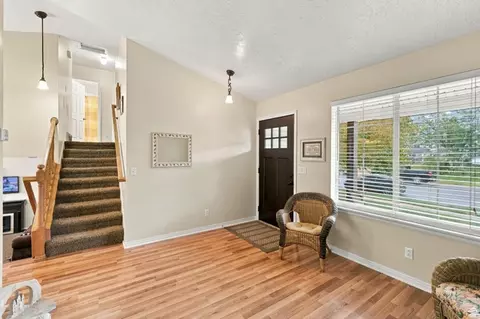 Entry Way - 1886 S Dahl Ln, Syracuse, UT 84075 photo 2 of 2