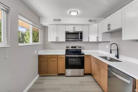 Kitchen - 2194 N 220 E, Provo, UT 84604 photo 3 of 3
