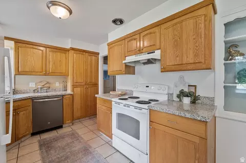 Kitchen - 591 E 900 N, Logan, UT 84321 photo 4 of 4