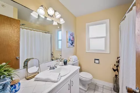 Bath - 591 E 900 N, Logan, UT 84321 photo 1 of 2