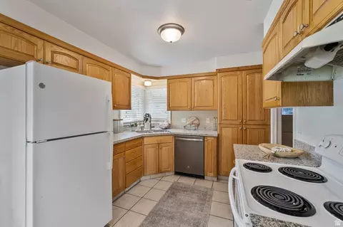 Kitchen - 591 E 900 N, Logan, UT 84321 photo 3 of 4