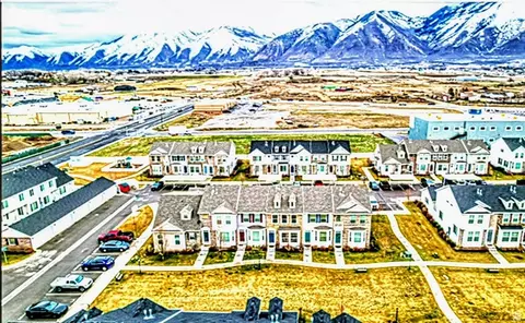View/Area - 709 N 220 E, Salem, UT 84653 photo 1 of 4