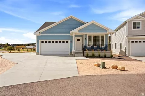 2233 S Beachcomber Ln, Garden City, UT 84028