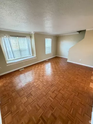Living - 347 E 500 S, Clearfield, UT 84015 photo 3 of 4