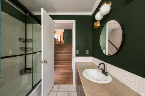 Bath - 1041 E Lamplighter Dr, Logan, UT 84321 photo 3 of 3