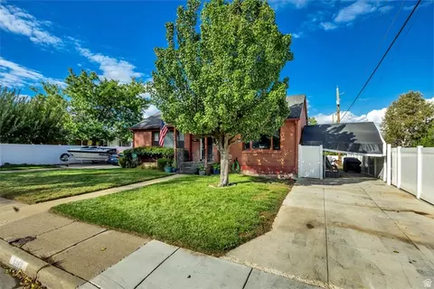 Exterior - 1360 S 100 E, Bountiful, UT 84010 photo 7 of 7