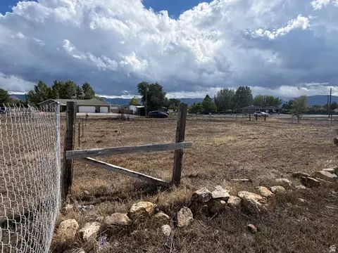 200 N 300 E, Mount Pleasant, UT 84647 photo 5