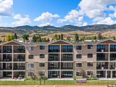 35 E 150 S #D201, Garden City, UT 84028