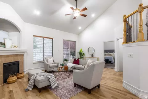 Living - 318 E Nechatel Dr, Draper, UT 84020 photo 3 of 4