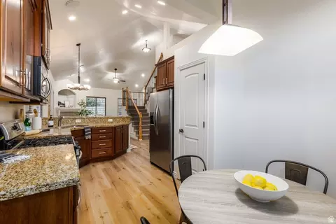 Kitchen - 318 E Nechatel Dr, Draper, UT 84020 photo 3 of 3