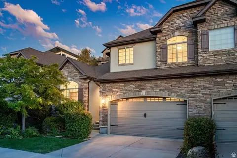 Exterior - 318 E Nechatel Dr, Draper, UT 84020 photo 6 of 8