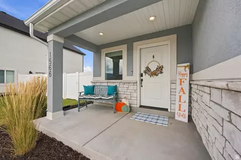 Exterior - 1566 Silver Canoe Loop, Logan, UT 84321 photo 10 of 13