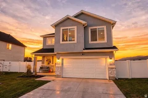 Exterior - 1566 Silver Canoe Loop, Logan, UT 84321 photo 2 of 13