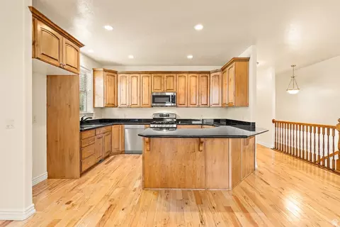 Kitchen - 664 S Silver Leaf Dr, Mapleton, UT 84664 photo 1 of 3