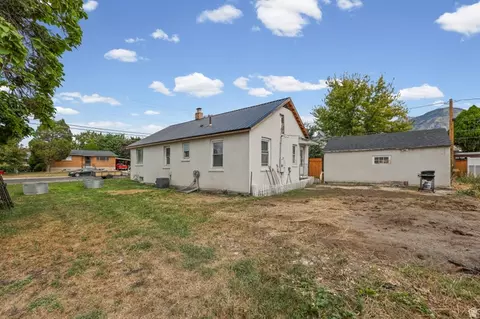 Exterior - 981 W 900 N, Provo, UT 84604 photo 3 of 6