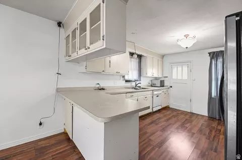 Kitchen - 981 W 900 N, Provo, UT 84604 photo 1 of 3