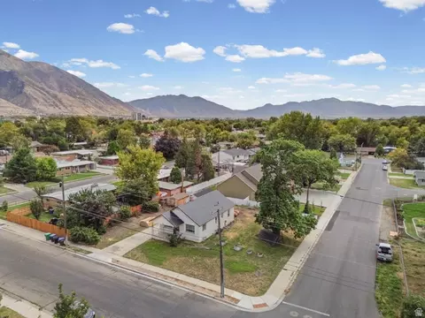 View/Area - 981 W 900 N, Provo, UT 84604 photo 2 of 6