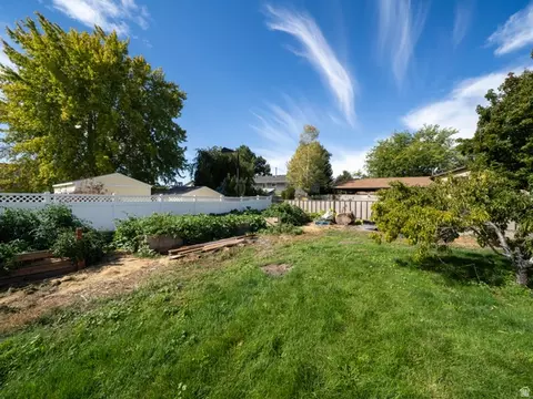 Exterior - 414 E 500 S #A-B, American Fork, UT 84003 photo 13 of 17