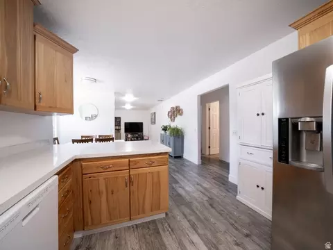 Kitchen - 414 E 500 S #A-B, American Fork, UT 84003 photo 2 of 4