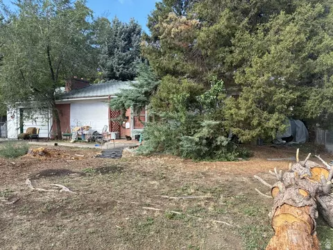 8320 S 745 E, Sandy, UT 84094 photo 2
