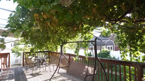 Exterior - 4932 S Pinehill Dr, Murray, UT 84107 photo 5 of 5