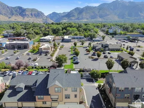 View/Area - 1955 S Birch Cv, Ogden, UT 84401 photo 5 of 6