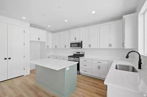 Kitchen - 2365 E Morning Glory Way, Eagle Mountain, UT 84005 photo 1 of 2