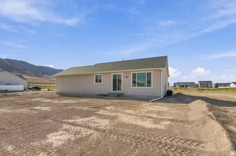 Exterior - 2363 E Sunflower Dr #446, Eagle Mountain, UT 84005 photo 2 of 3