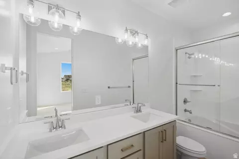 Bath - 2363 E Sunflower Dr #446, Eagle Mountain, UT 84005 photo 2 of 2