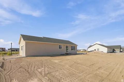 Exterior - 2363 E Sunflower Dr #446, Eagle Mountain, UT 84005 photo 3 of 3