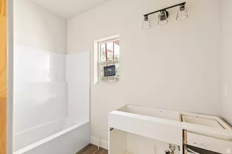 Bath - 227 N 450 E, Monroe, UT 84754 photo 5 of 6