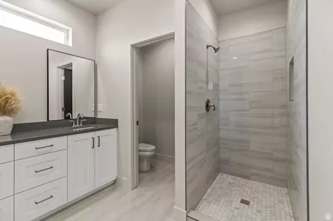Bath - 227 N 450 E, Monroe, UT 84754 photo 1 of 6
