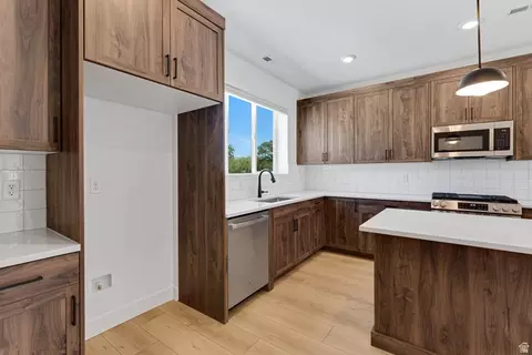 Kitchen - 853 E Maplehurst Dr S #118, Murray, UT 84107 photo 2 of 2