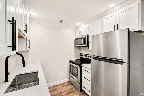 Kitchen - 875 E Arrowhead Ln S # 47, Murray, UT 84107 photo 1 of 2
