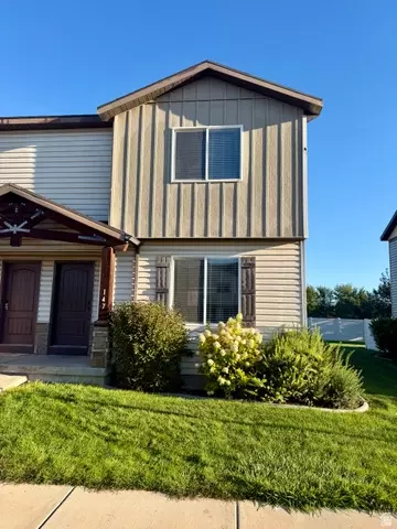 Exterior - 147 E 500 N, Roosevelt, UT 84066 photo 2 of 2