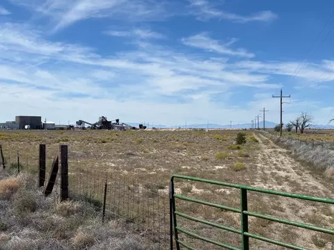 Undisclosed, Delta, UT 84624 photo 2