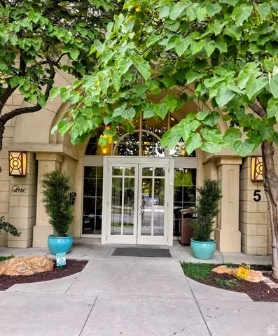 5 S 500 W #801, Salt Lake City, UT 84101