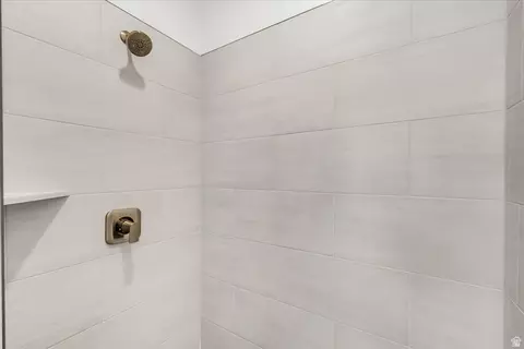 Bath - 3525 E Red Pine Way, Saint George, UT 84790 photo 5 of 5