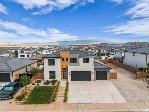 View/Area - 3525 E Red Pine Way, Saint George, UT 84790 photo 2 of 6