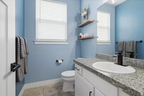 Bath - 193 E Water Ln, Vineyard, UT 84059 photo 1 of 6