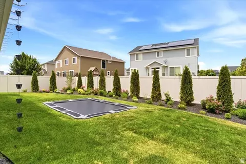 Exterior - 193 E Water Ln, Vineyard, UT 84059 photo 5 of 5