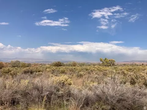 8159 E 6000 N #2, Lapoint, UT 84039 photo 7
