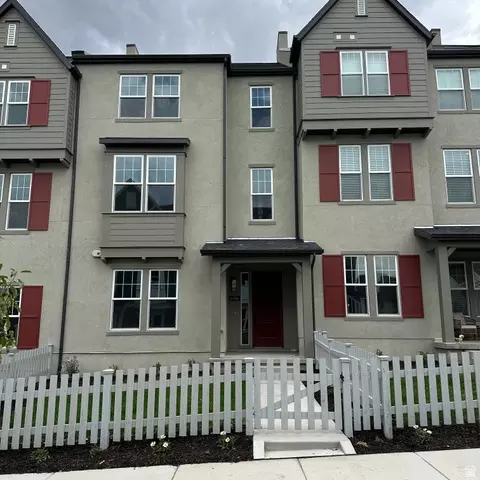 11366 S Watercourse Rd W #389, South Jordan, UT 84009