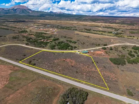 42 E Spring Draw Dr #12, La Sal, UT 84530